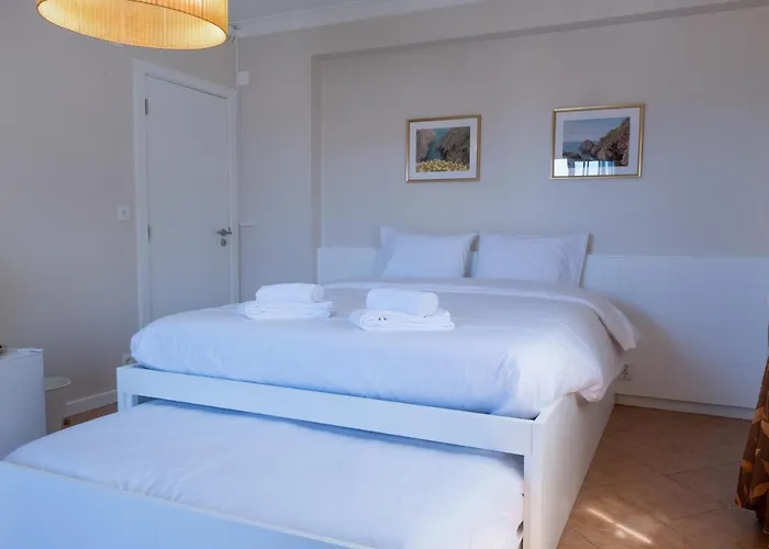 Berlenga House Privatunterkunft *