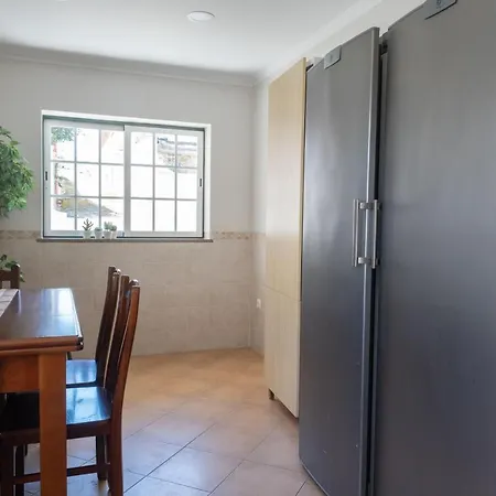 Quarto em Acomodações Particulares Berlenga House Praia da Lourinhã