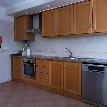 Quarto em Acomodações Particulares Berlenga House Praia da Lourinhã