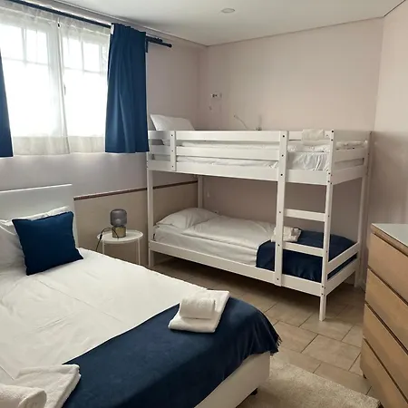 Berlenga House Homestay *