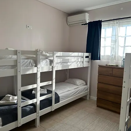 Berlenga House Homestay Praia da Lourinha
