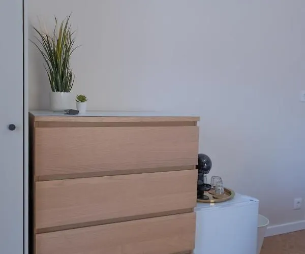 ホームステイ Berlenga House